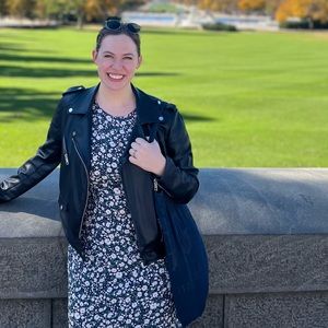 90s-style floral puff sleeve gathered sleeve smocked straight slit midi dress